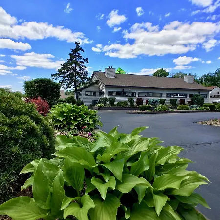 Sybaris Pool Suites Downers Grove - Adults Only