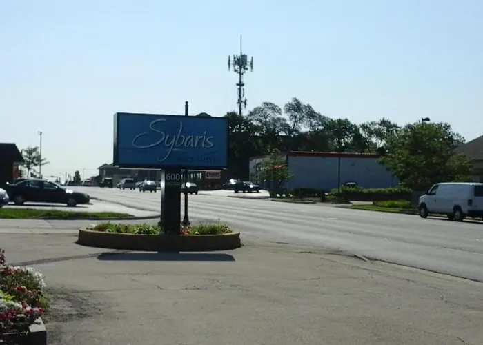 Sybaris Pool - Adults Only 2* Downers Grove
